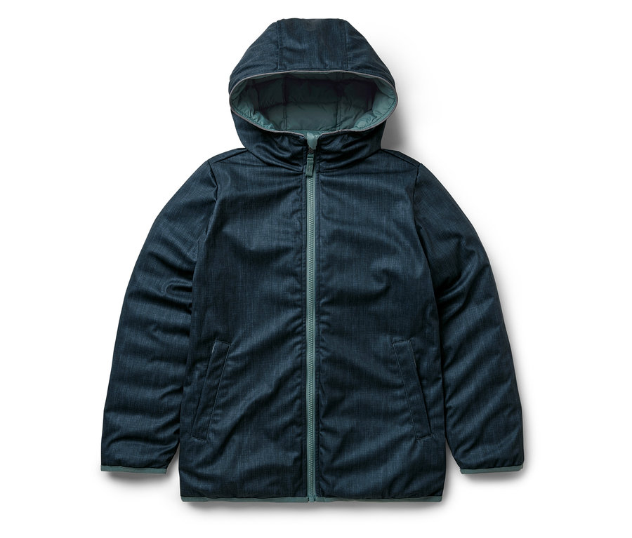 Blaue 2-in-1-Kinder-Softshell- und Steppjacke mit Kapuze und grünem Reißverschluss.