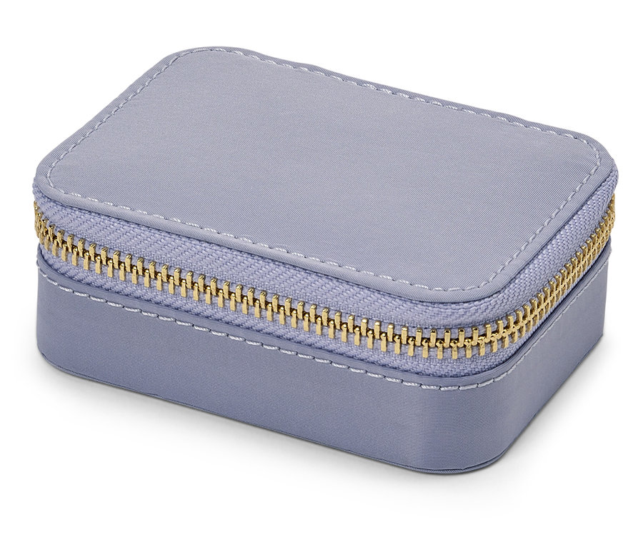 Eine lila, rechteckige Schmuckschatulle mit goldenem Reißverschluss.