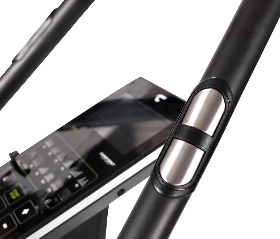 Detailaufnahme des Christopeit Sport-Eco-Heimtrainer-Ergometer »EMT 2400« mit schwarzer Lenkerstange.