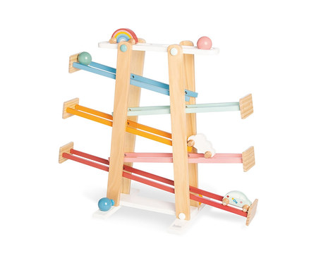 Eine bunte Holzkugelbahn mit Autos und Kugeln, genannt Pinolino Kugelbahn »Regenbogen Kuno«.