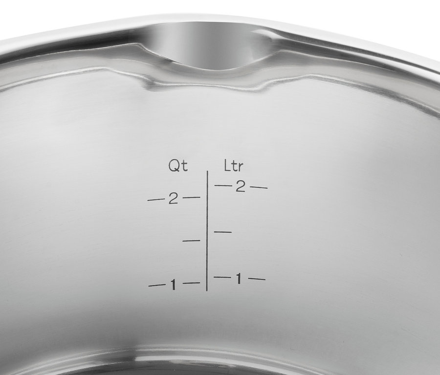 Innenansicht eines ZWILLING Kochtopfs »Simplify«, mit Füllstandsanzeige.