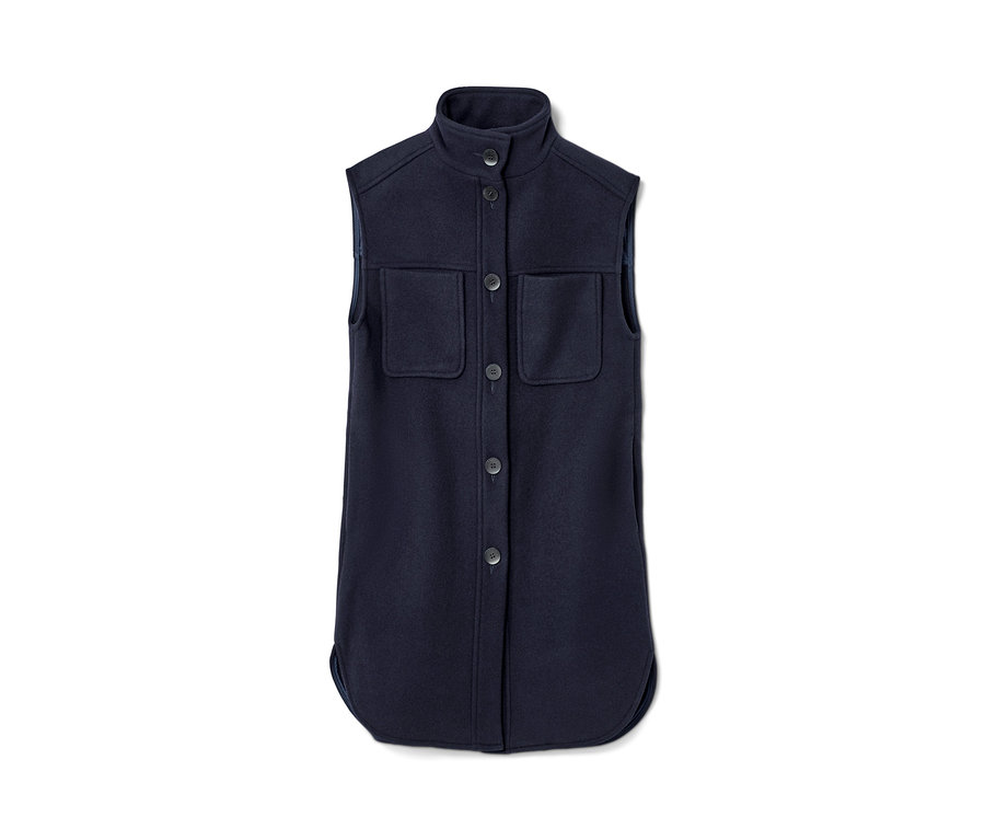 Dunkelblaue NAH/STUDIO Mantelweste aus recycelter Wolle mit Knöpfen und Taschen.