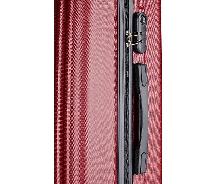 Nahaufnahme eines roten Koffers mit schwarzem Griff und Zahlenschloss.