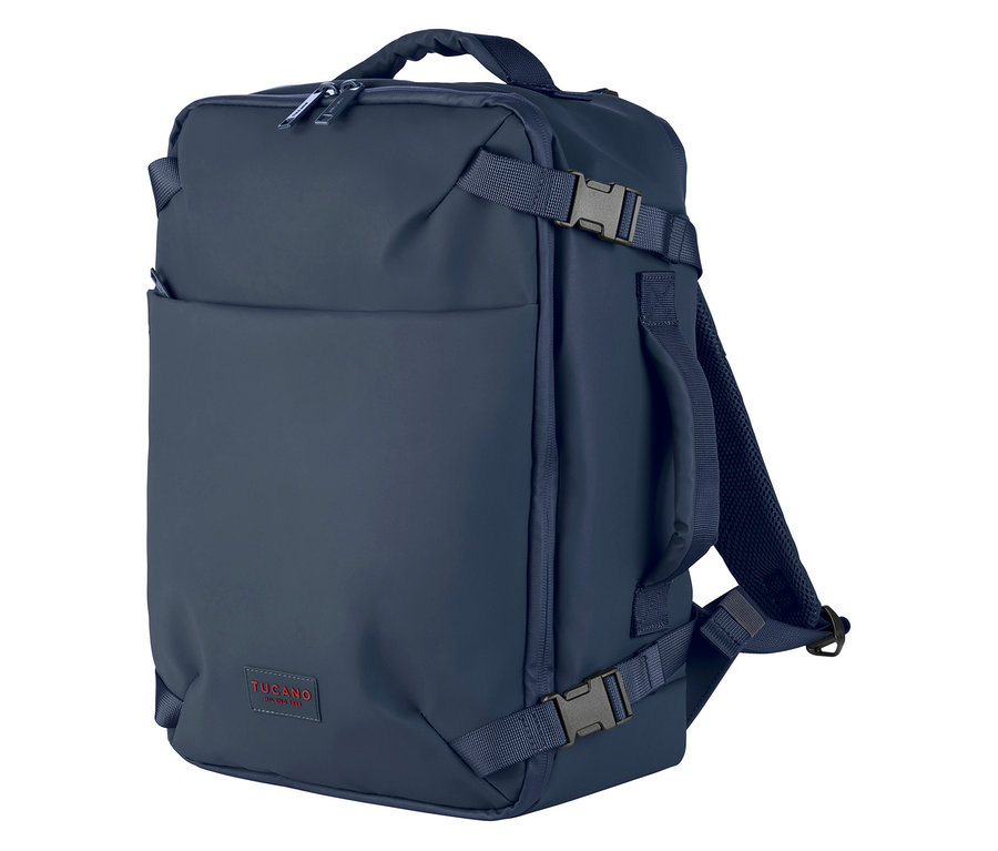 Blauer Tucano TUGO DRY Kabinenrucksack mit 15,6-Zoll-Laptopfach im Hochformat, mit Tragegriff, Schnallen und Schultergurten.