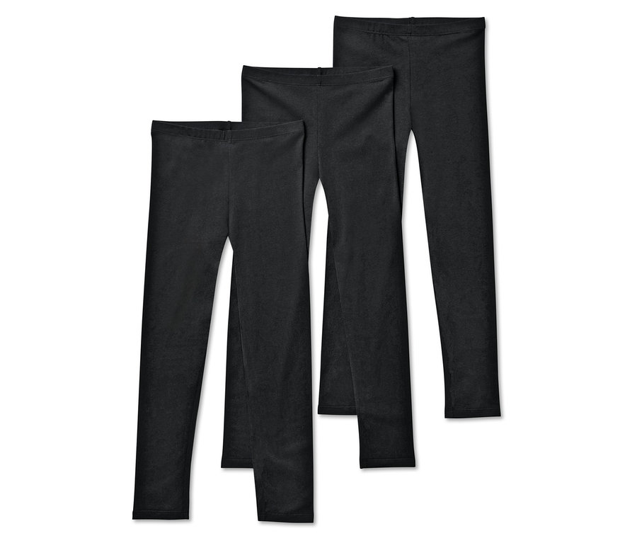 Drei schwarze Leggings liegen nebeneinander.