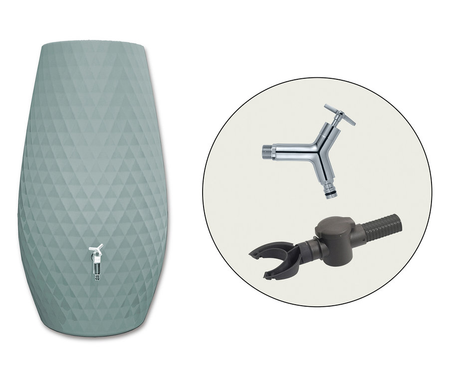 GARANTIA Triagon 2-in-1-Regenspeicher-Set, 230 l, Agave ist links neben einem Wasserhahn und einem grauen Verbindungsstück abgebildet.