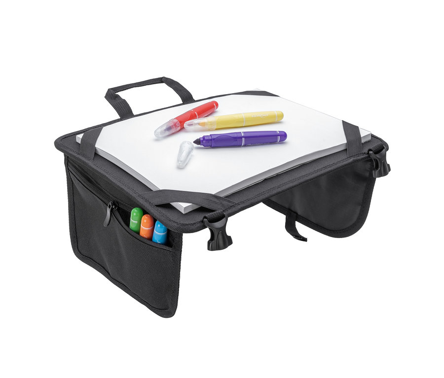 Schwarzer Osann Kindersitz »Junior Isofix Gurtfix« mit Gurtfixierung, inklusive Mal- und Reise-Tablett, mit bunten Stiften.