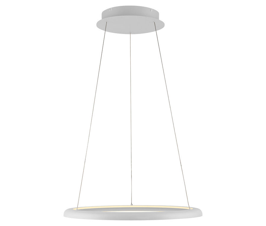 Eine weiße, runde Deckenleuchte hängt an drei dünnen Drähten.