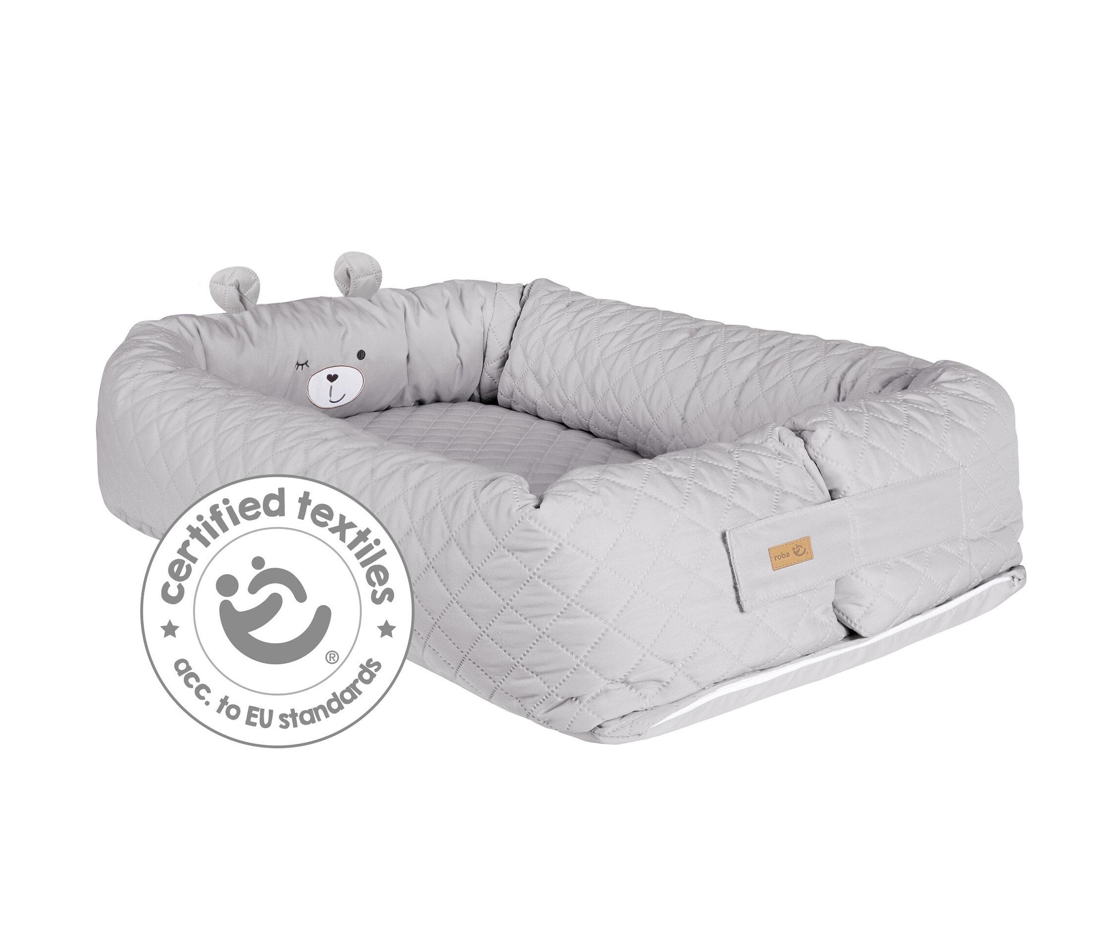 Graues Roba Babylounge Babynest mit Bärchengesicht.