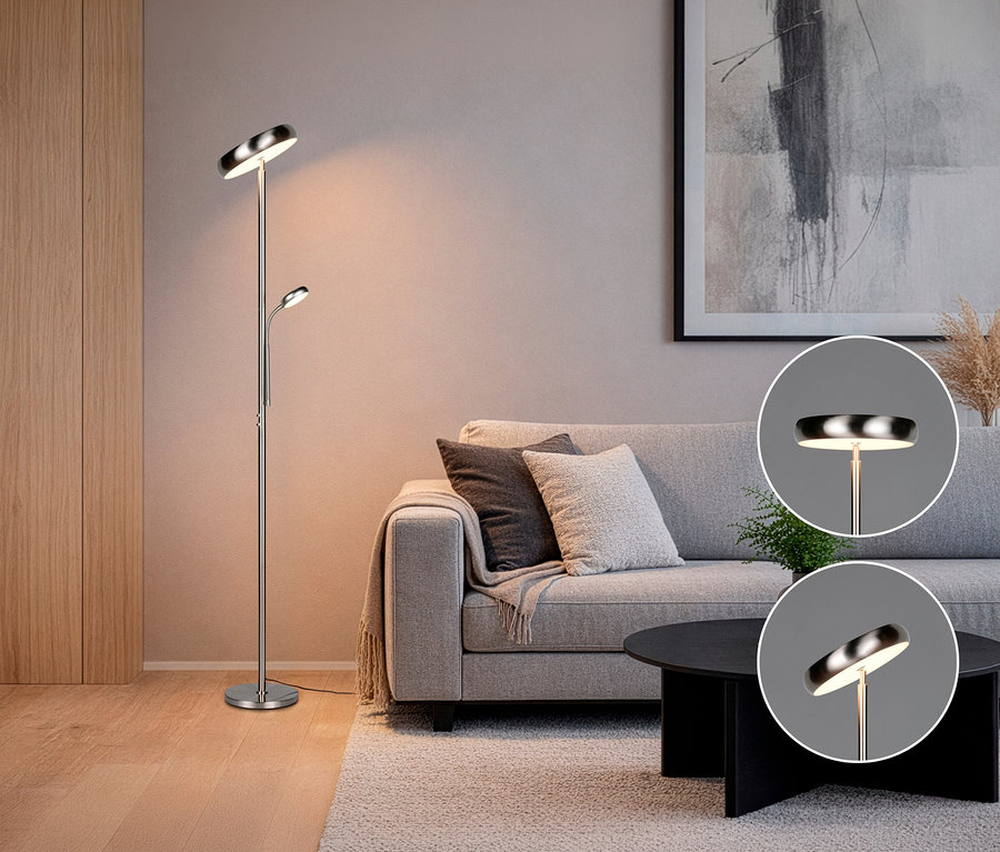 Nickelfarbene Trio Stehleuchte »Palermo« neben Couch, Tisch und Bild im Wohnzimmer.