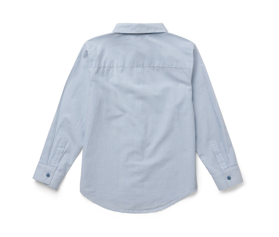 Hellblaues Kinder-Hemd mit Streifen von hinten.