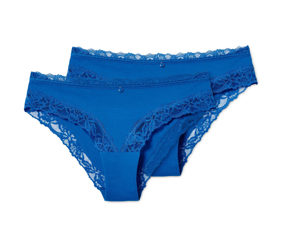 Zwei blaue Brazilslips mit Spitze.