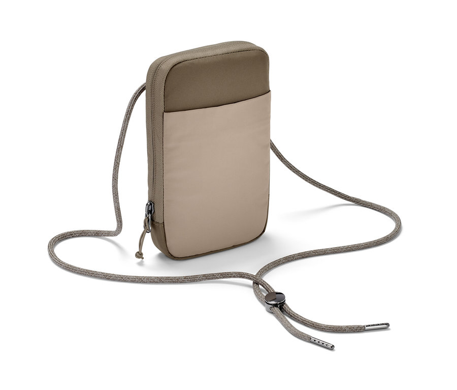 Taupefarbene Anti-Frost-Handytasche mit Kordel.