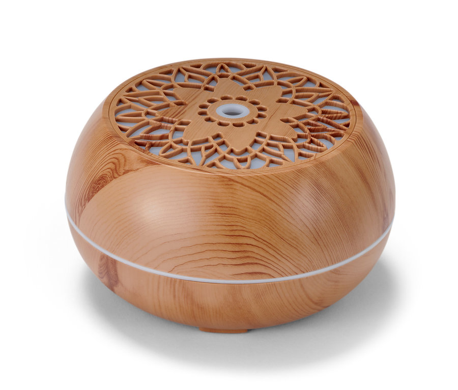 Nahaufnahme eines braunen Aroma-Diffusors mit Bluetooth®-Lautsprecher.