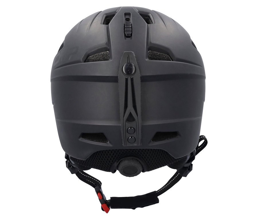 Detailansicht der Rückseite eines mattschwarzen Helms mit Belüftungsöffnungen und verstellbarem Riemen.