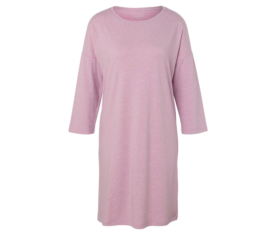 Ein rosafarbenes T-Shirt-Kleid mit Dreiviertelärmeln.