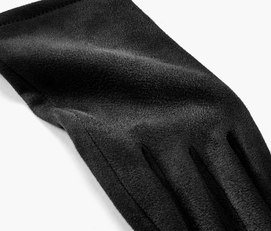 Detailansicht eines einzelnen schwarzen Handschuhs in Velourlederoptik.