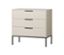 Woood Kommode »Adam« in Kiefer Dust Farbe mit drei Schubladen und schwarzen Griffen.