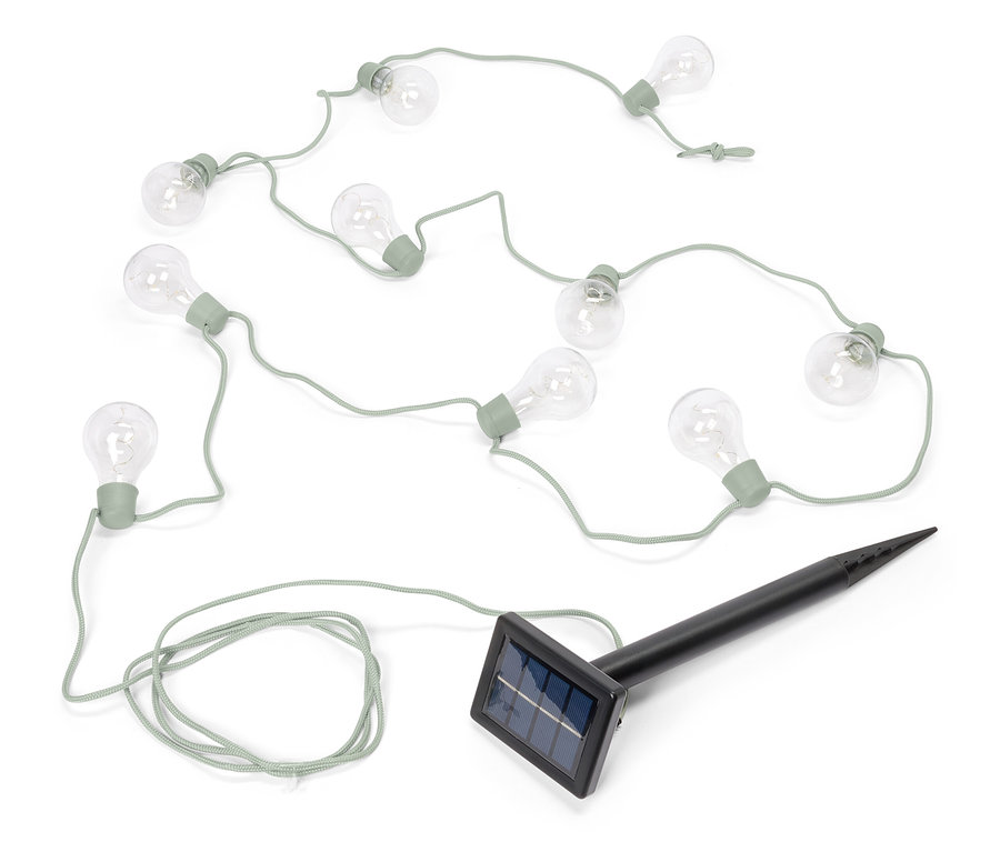 Dekorative Lichterkette mit Solarpanel auf weißem Hintergrund.