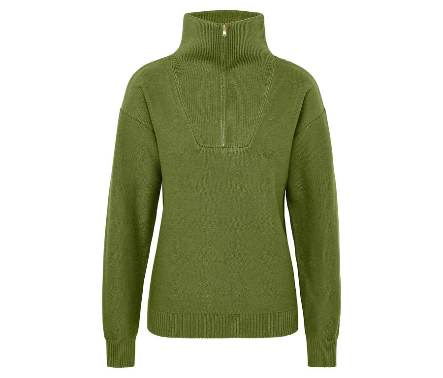 Grüner Pullover mit Reißverschluss am Kragen.