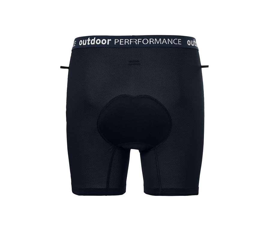 Schwarze Radunterhose mit dem Schriftzug "outdoor PERFORMANCE" oben.