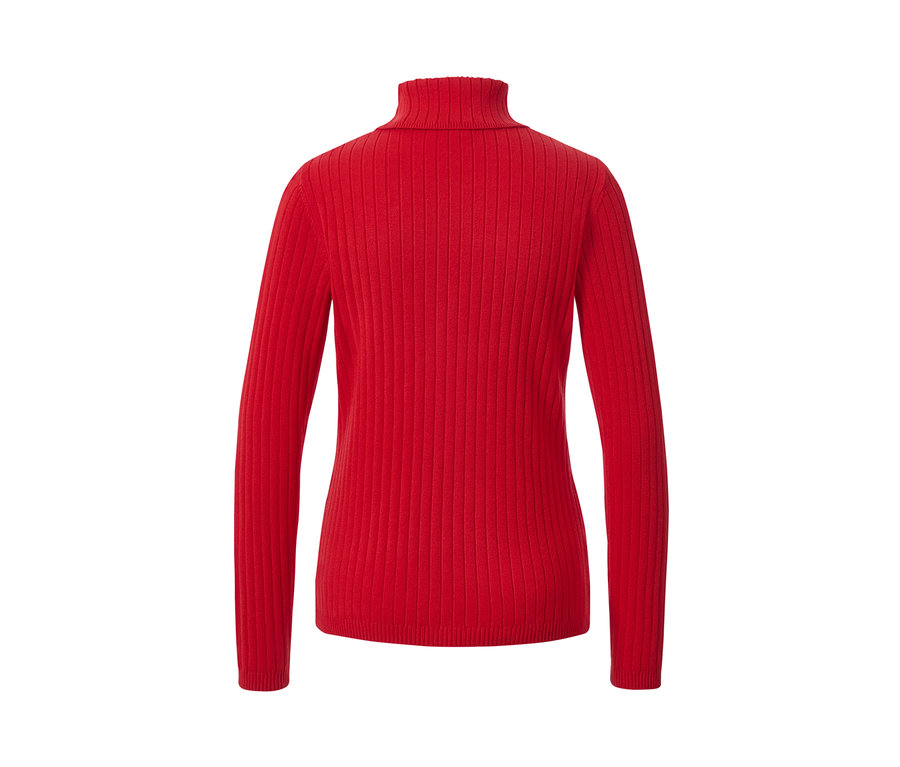 Detailansicht eines gerippten, roten Rollkragenpullovers.