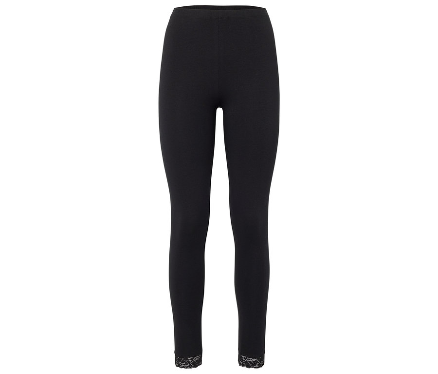 Schwarze Leggings mit Spitzenbesatz am Beinabschluss.
