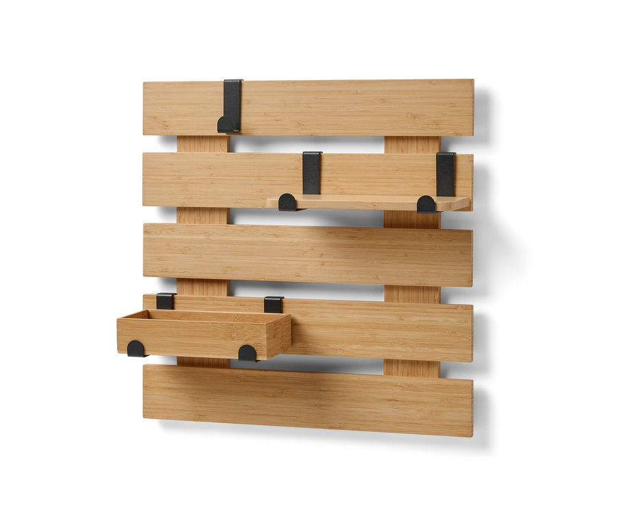 Wandregal mit flexiblen Haken und Boden.
