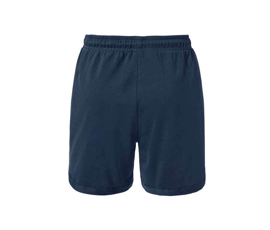 Marineblaue Sweatshorts.