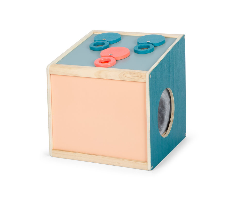 small foot Sinnes-und-Fühl-Box »Sensory« mit Löchern und bunten Formen.