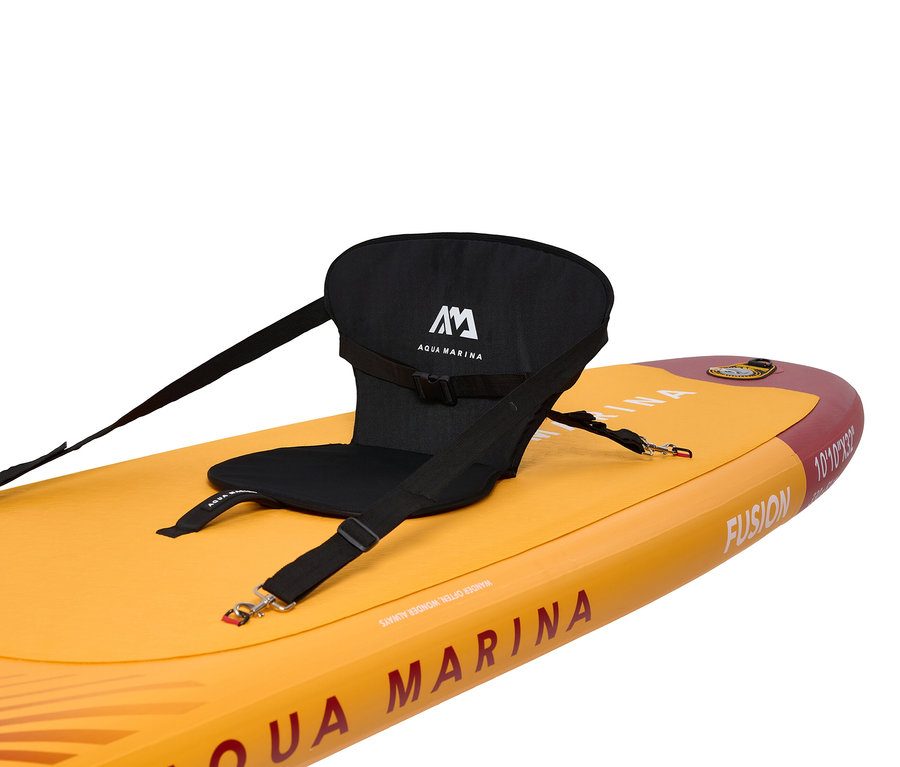 Detailansicht des Aqua Marina SUP Boards »Fusion« 10'10" mit schwarzem Sitz.