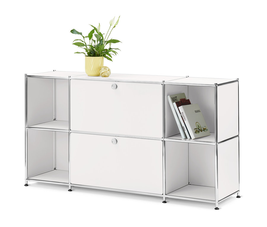 Weißes Sideboard »CN3« mit 2 Klappfächern und Topfpflanze.