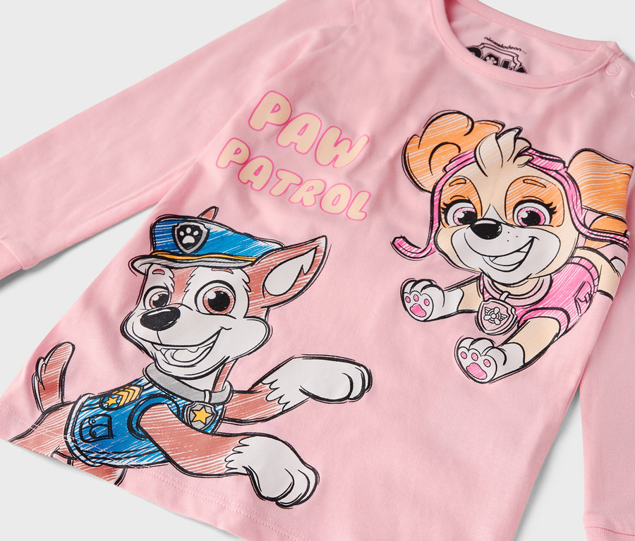 Rosa Langarmshirt mit Paw Patrol-Motiven von Chase und Skye.