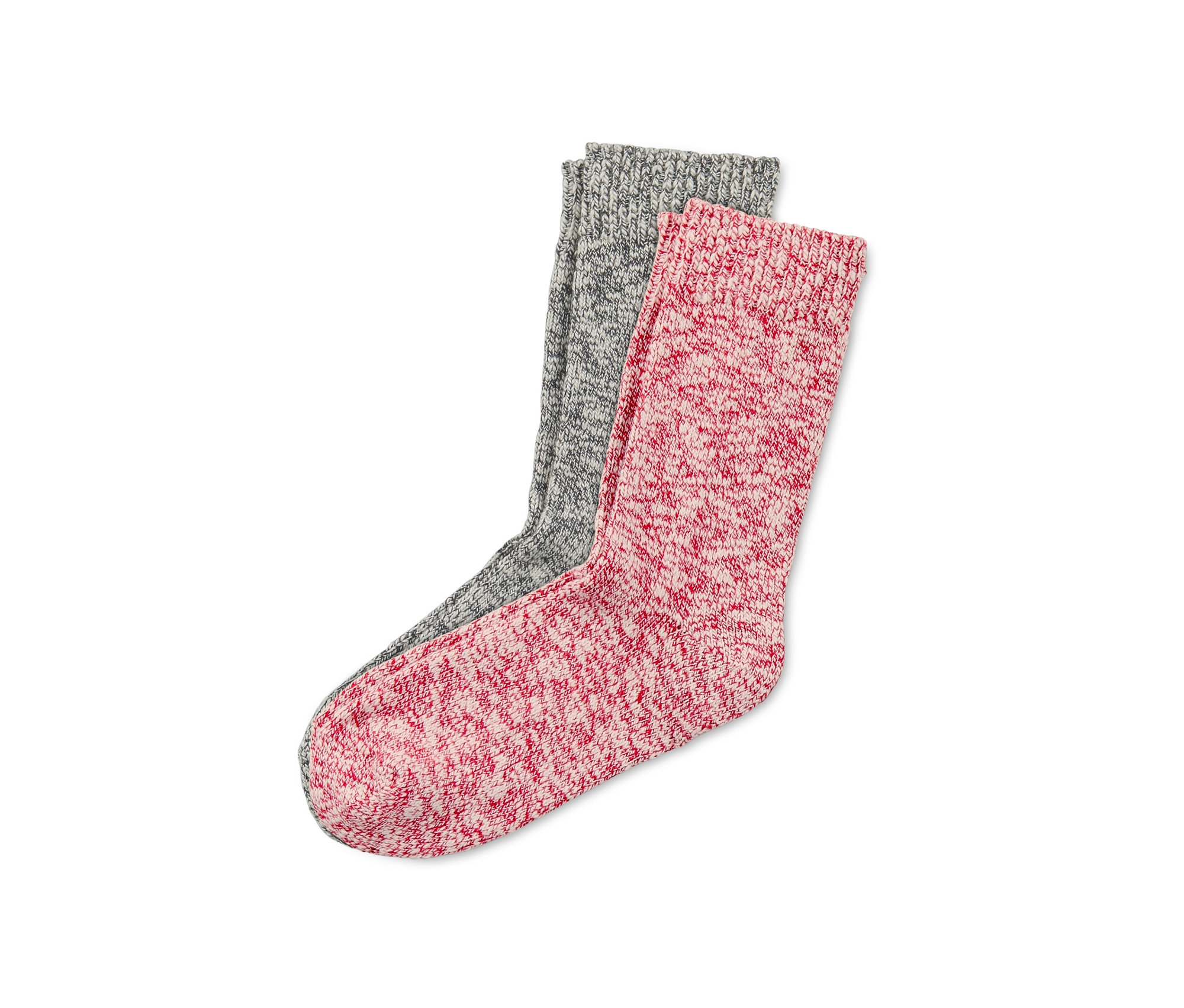 Zwei Paar Stricksocken, ein Paar grau und ein Paar rosa.