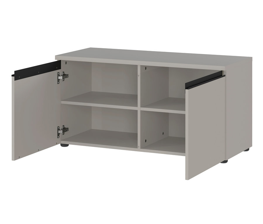 Offener Schrank mit vier Fächern.