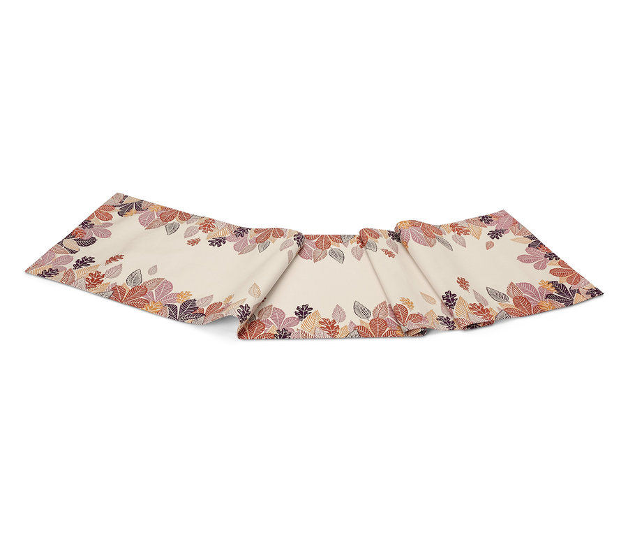 Beiger Tischläufer, dessen Ränder mit violetten und orangefarbenen Blättern verziert sind.