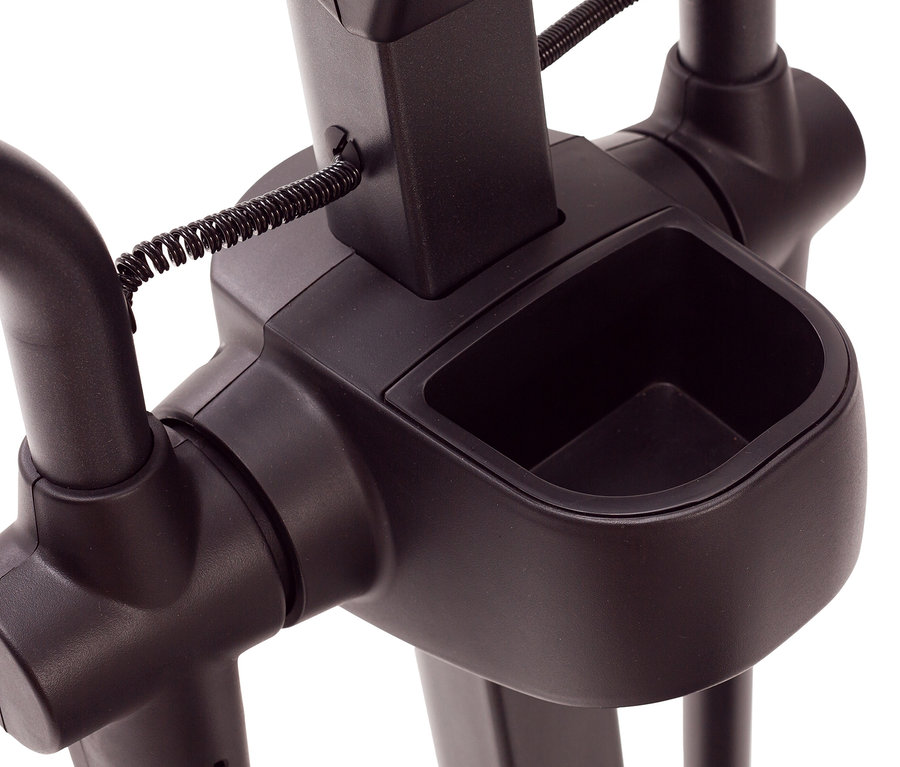 Detailaufnahme von Griff und Flaschenhalter am Christopeit Sport Crosstrainer-Ergometer »EL 8000«.