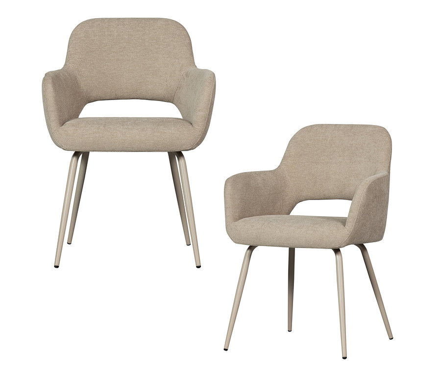 Zwei naturfarbene Woood Stühle »Jenny« aus einem 2er-Set.