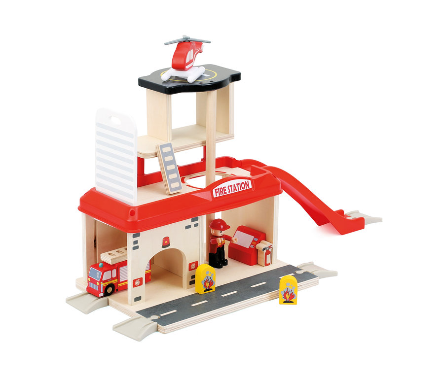 small foot Feuerwehrwache mit Feuerwehrmann, Auto und Hubschrauber.