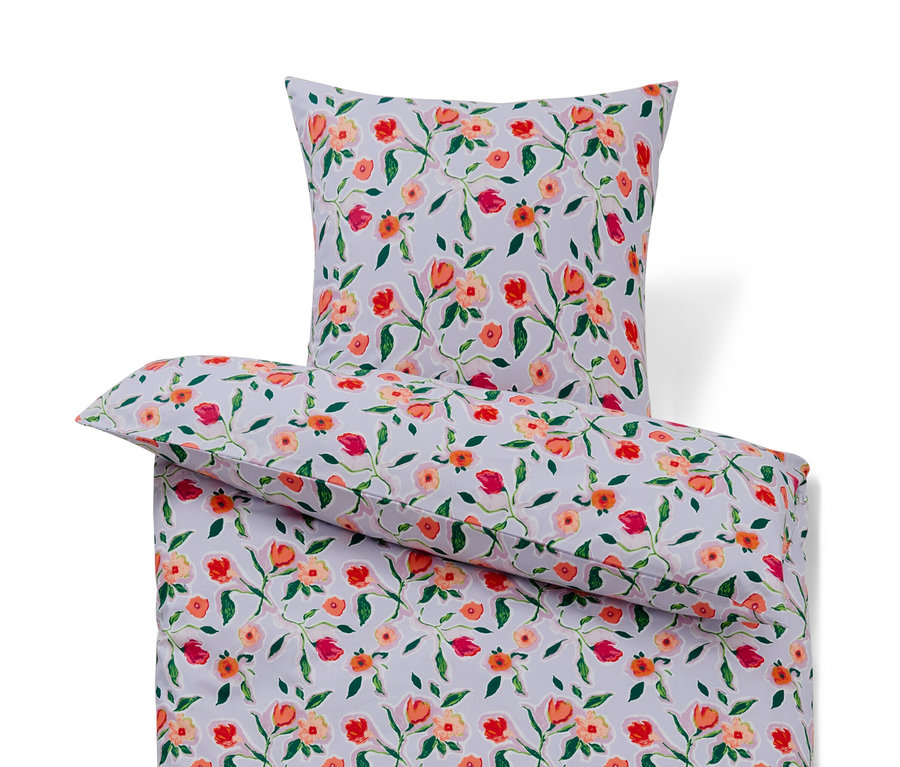 Renforcé-Bettwäsche in Normal- und Übergröße mit Blumenmuster.