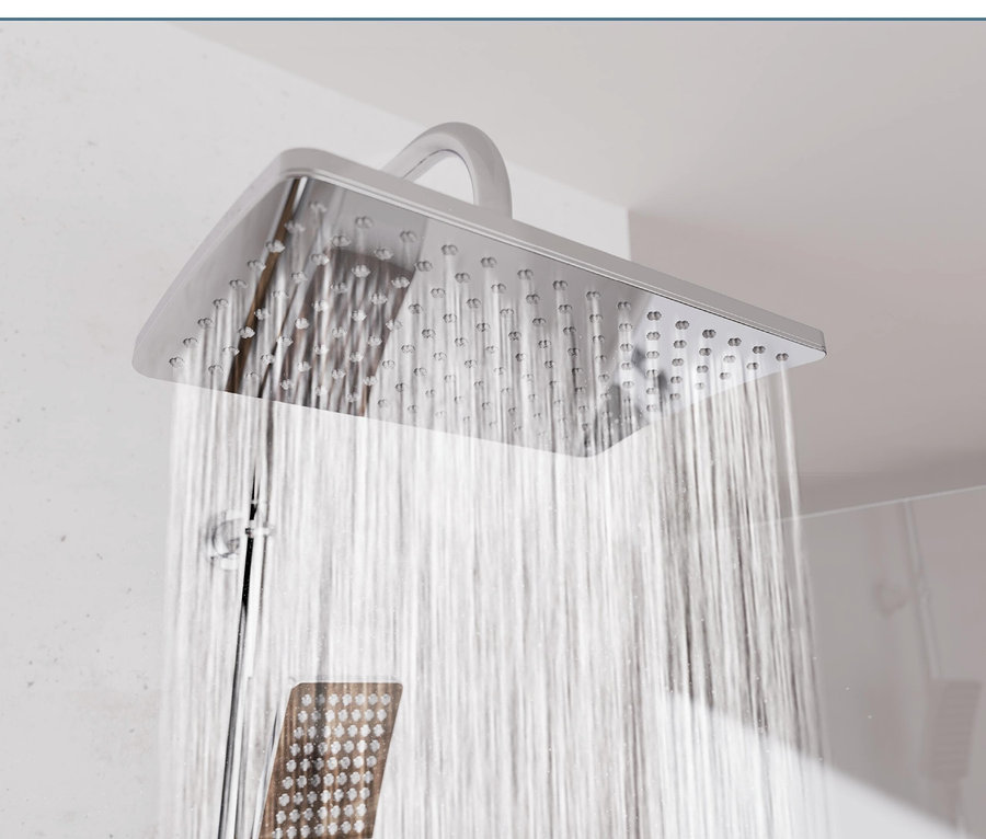 Wasser fließt aus dem chromfarbenen Überkopfbrause-Set »Mallorca«.