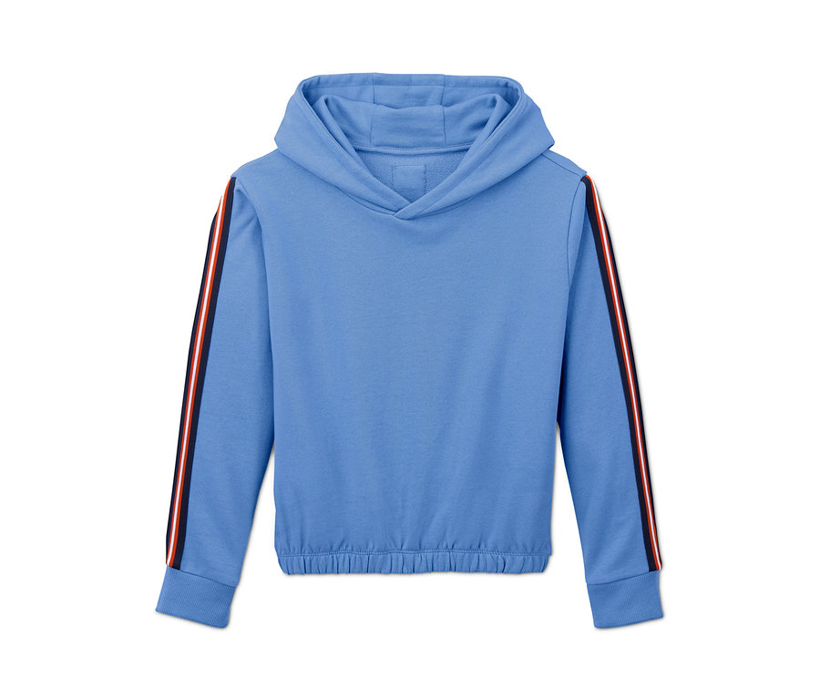 Ein hellblauer Cropped-Hoodie mit Streifen an den Ärmeln.