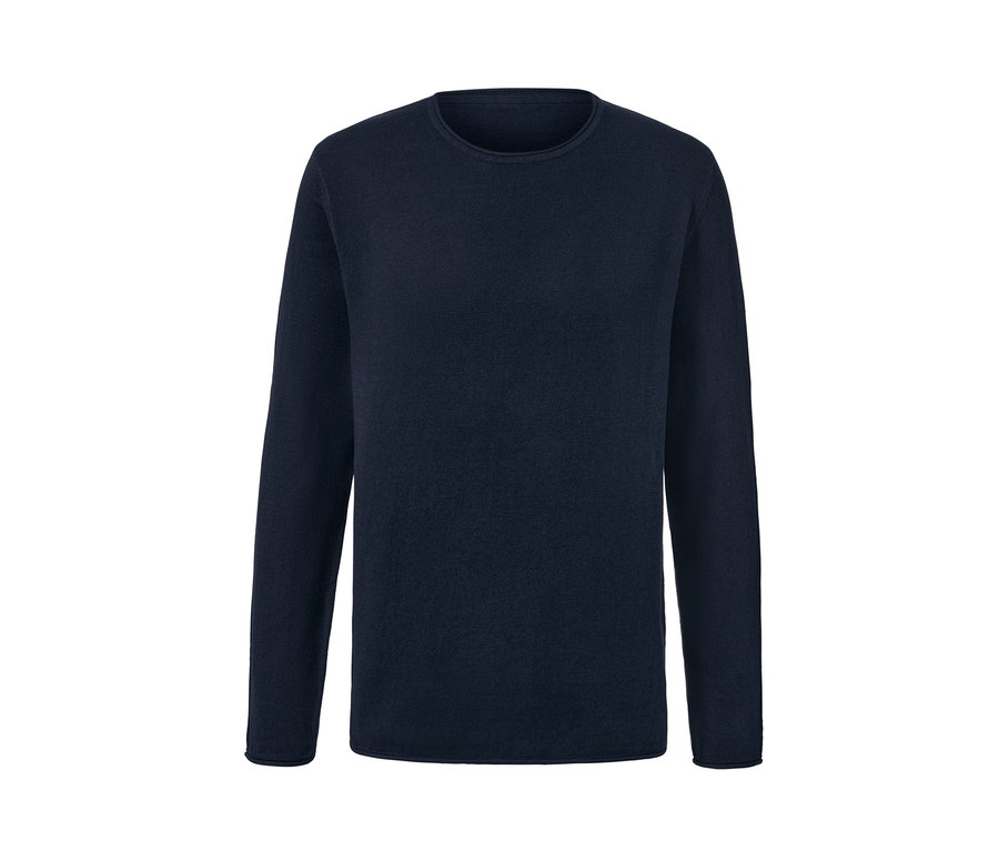 Navy Pullover.