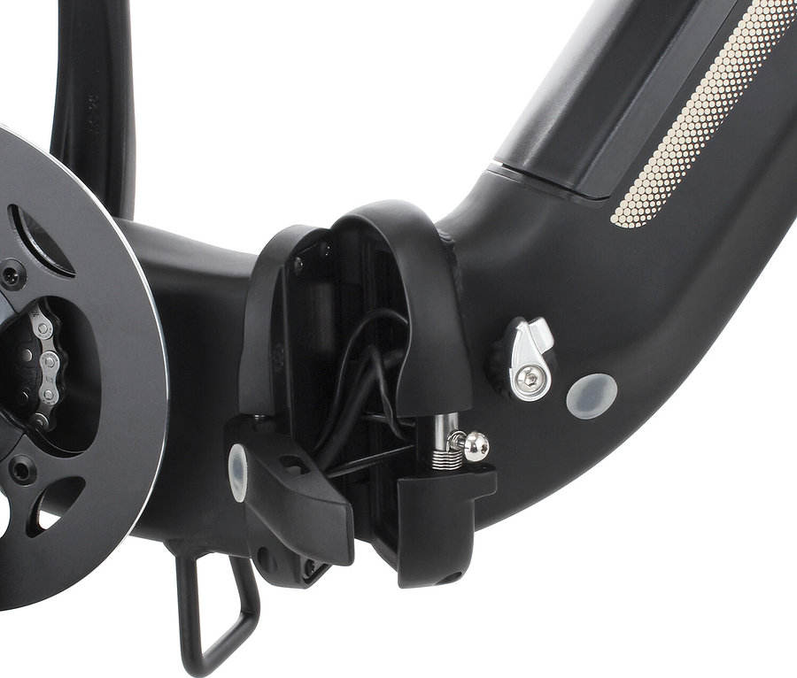 Detailansicht des Klappmechanismus eines schwarzen Fischer Cita Agilo 2.0 Faltrad.