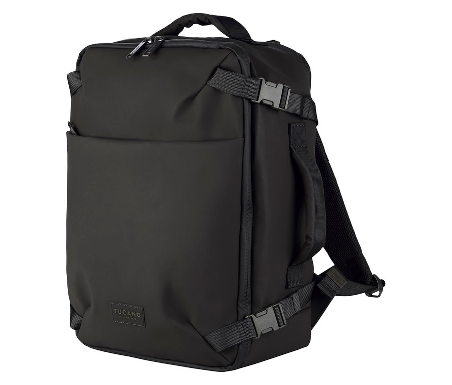 Schwarzer Tucano TUGO DRY Kabinenrucksack mit 15,6-Zoll-Laptopfach, von vorne fotografiert.