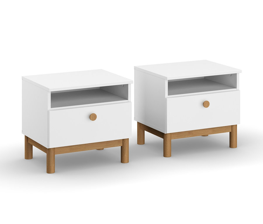 Zwei rauch »Freyja« Nachttische, alpinweiß, stehen nebeneinander.
