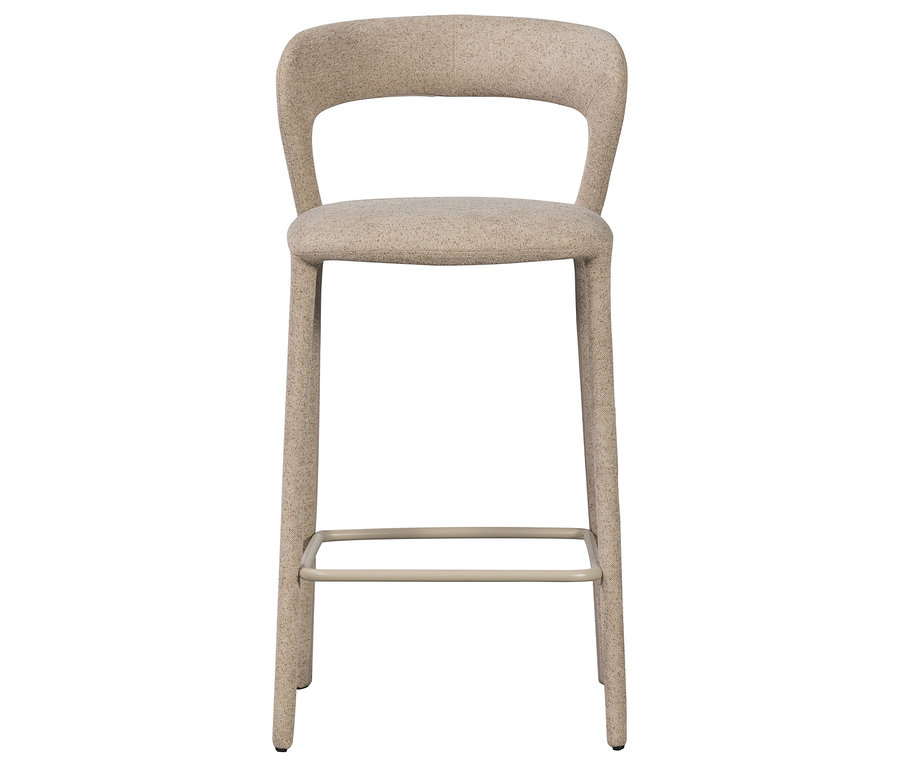 Ein einzelner, hoher Hocker mit Rückenlehne steht auf einem weißen Hintergrund.