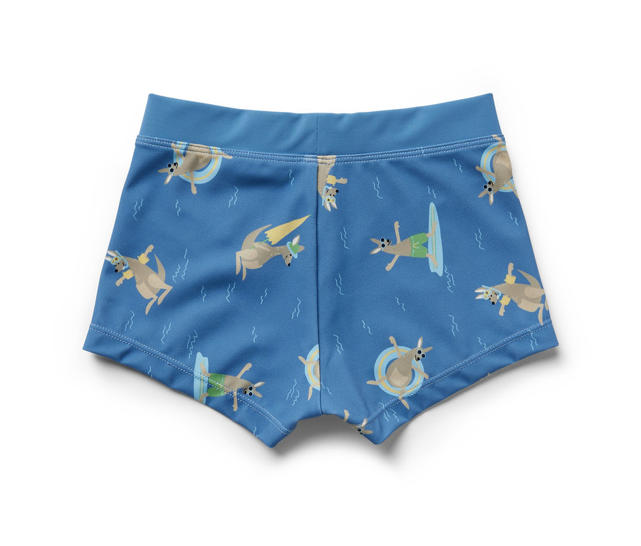 Eine blaue Kinderbadehose mit Känguru-Print.