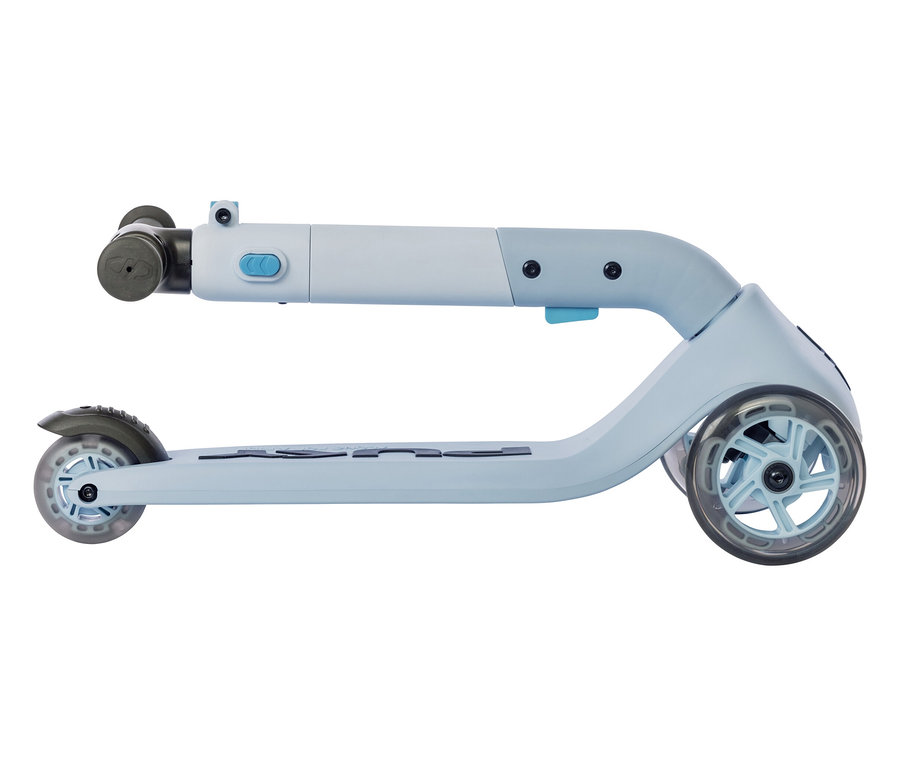 Blauer PUKY Roller PUSH seitlich auf weißem Hintergrund, zusammengeklappt.