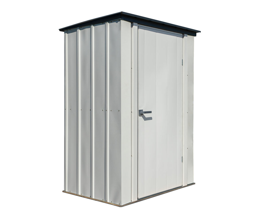 Ein Geräteschrank »4x3« steht vor einem weißen Hintergrund.